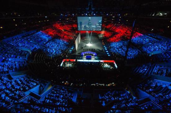 DG整活战斗之夜＂无间道＂短片：以前没得选 现在领皮肤真的很简单