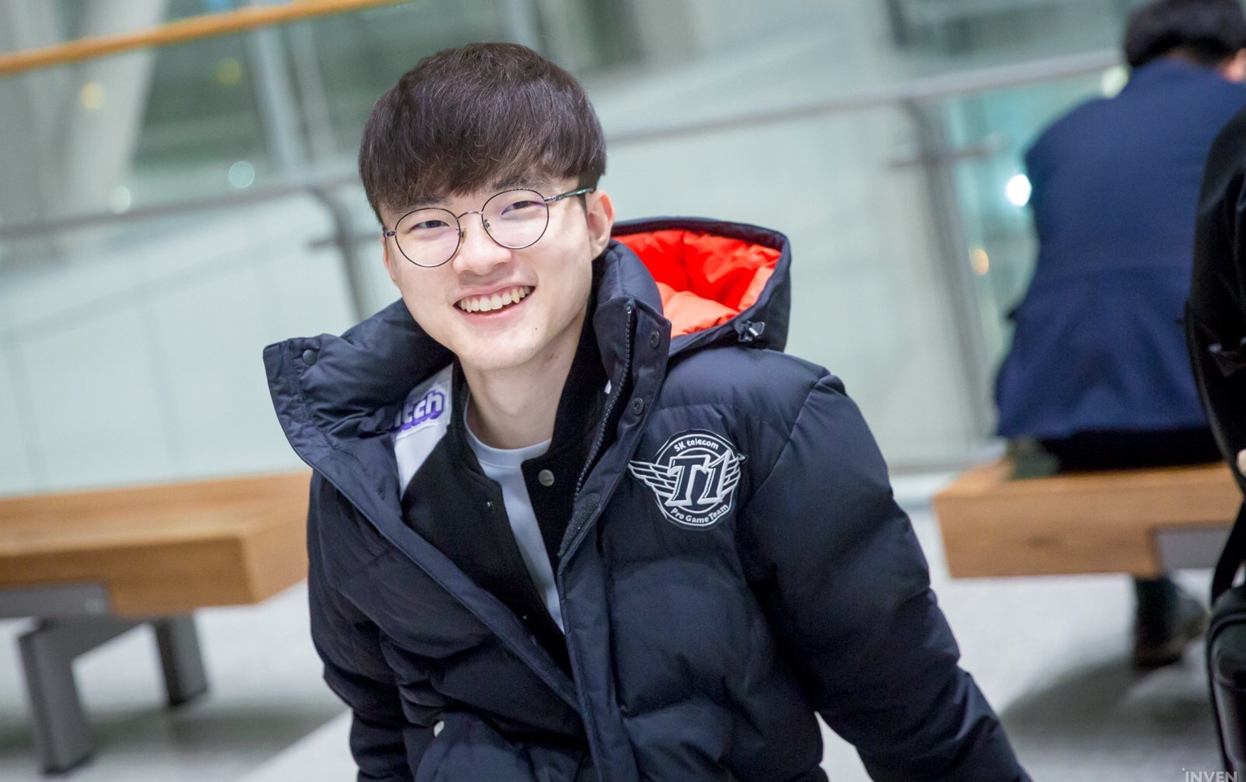 Uzi ：老头杯那个名单的人全参加我只能说那就是世界总决赛