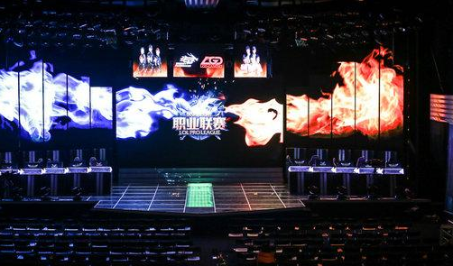 太血腥了！ Rest 向 TheShy 祈祷；但被 Zeus 的Rambo融化， Hanwha Life Esports 领先
